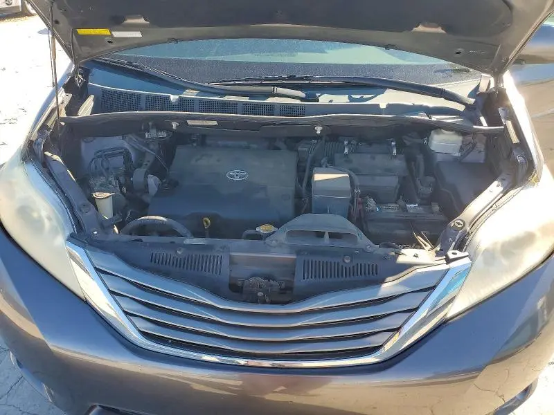 2011 TOYOTA SIENNA XLE 7-PASSENGER  