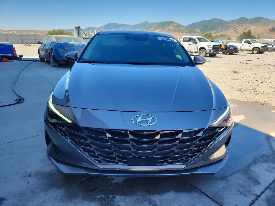 2023 HYUNDAI ELANTRA LIMITED  