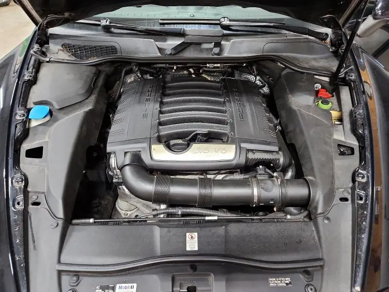 2014 PORSCHE CAYENNE   