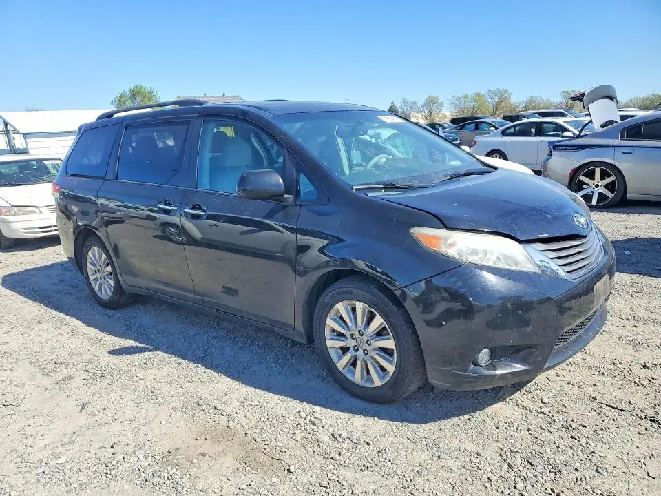 2011 TOYOTA SIENNA XLE 7-PASSENGER  