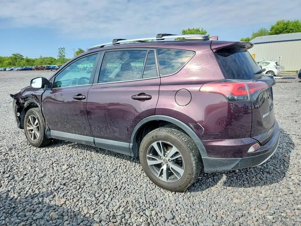 2016 TOYOTA RAV4 XLE  
