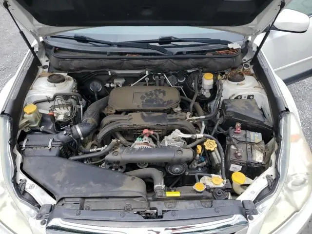 2011 SUBARU OUTBACK 2.5I PREMIUM  