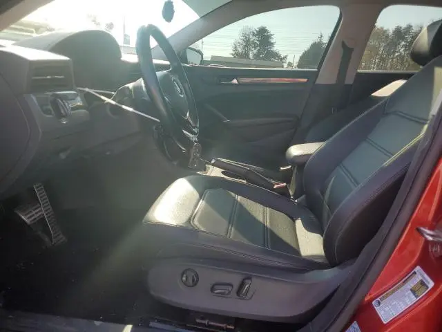 2020 VOLKSWAGEN PASSAT R-LINE  