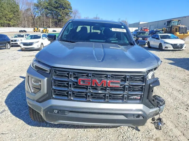 2023 GMC CANYON AT4  