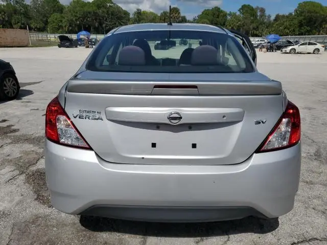 2017 NISSAN VERSA S  