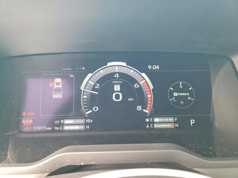 2026 TOYOTA TUNDRA PLATINUM  