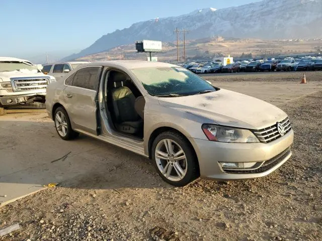 2012 VOLKSWAGEN PASSAT SEL  