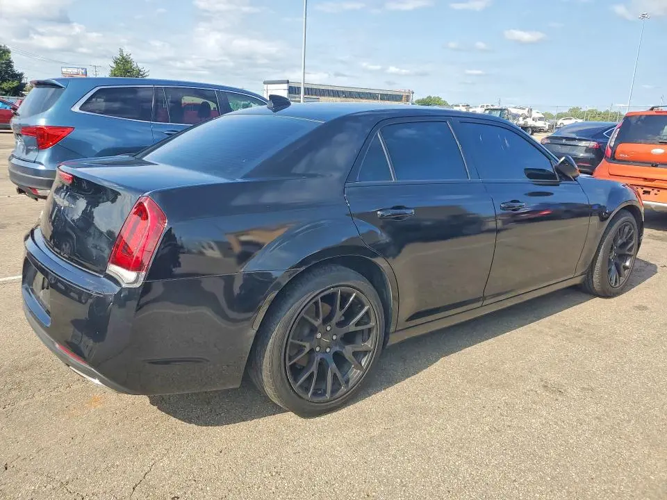 2019 CHRYSLER 300 TOURING  
