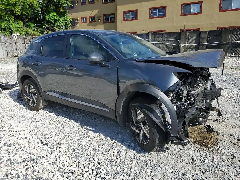 2025 NISSAN KICKS SV  
