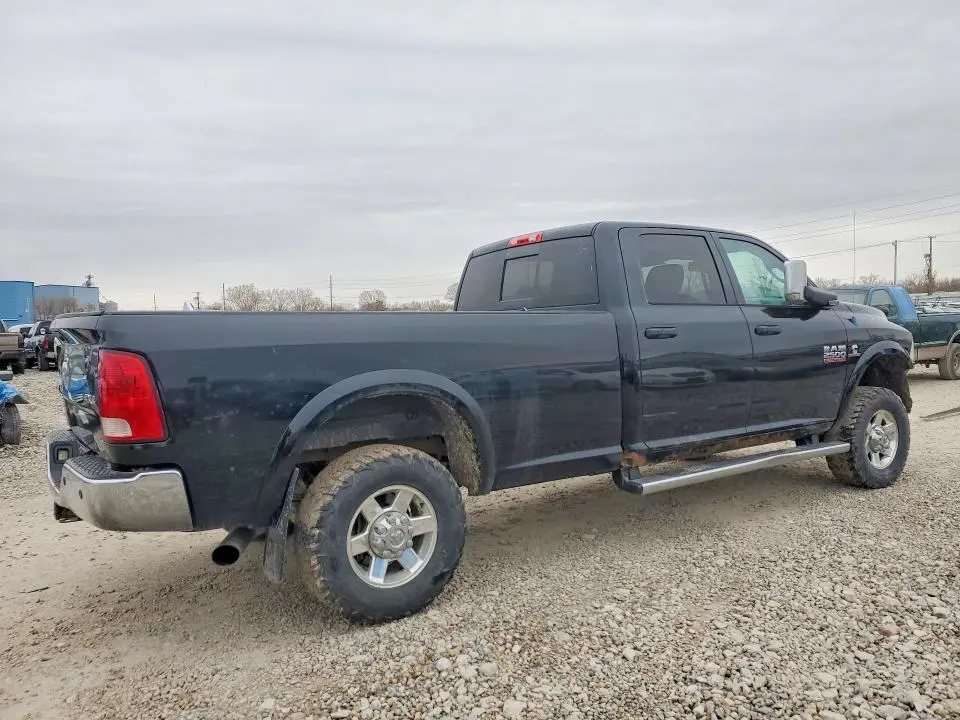 2013 RAM 2500 SLT  