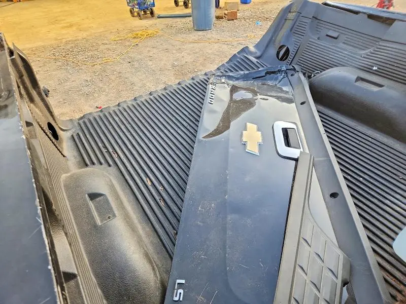 2011 CHEVROLET SILVERADO C1500 LS  