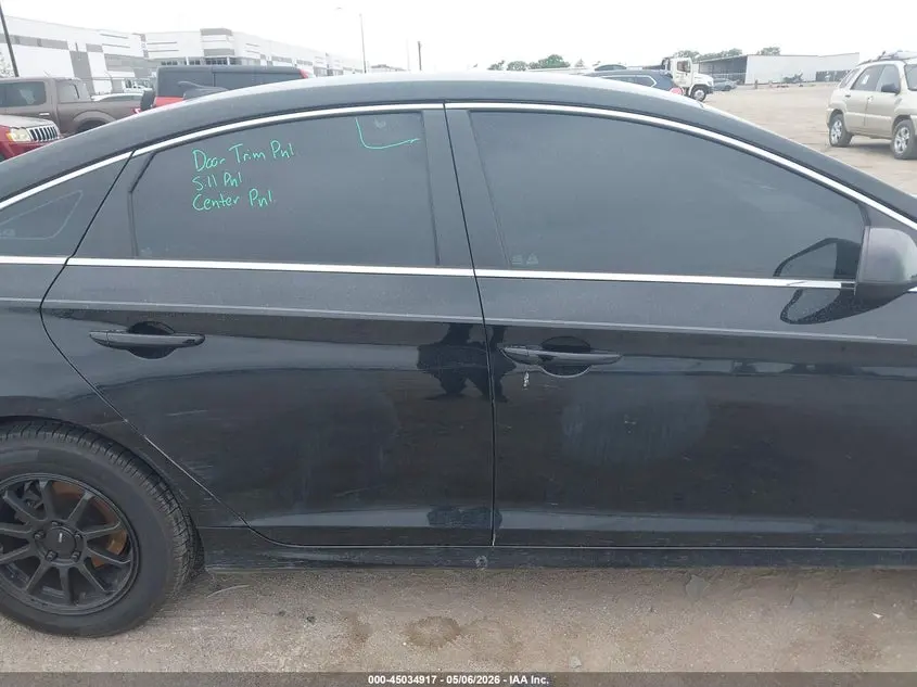 2019 HYUNDAI SONATA SE