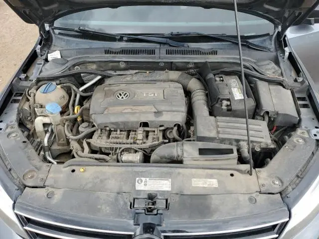 2015 VOLKSWAGEN JETTA SE  