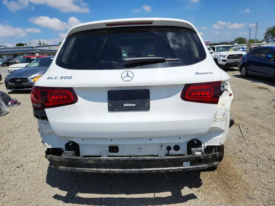 2020 MERCEDES-BENZ GLC 300 4MATIC  