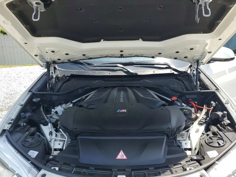 2016 BMW X5 M  