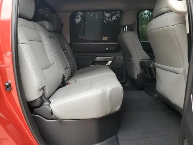 2024 TOYOTA TUNDRA CREWMAX SR  