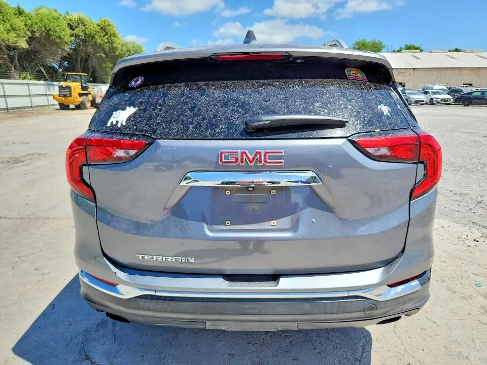 2019 GMC TERRAIN SLT  