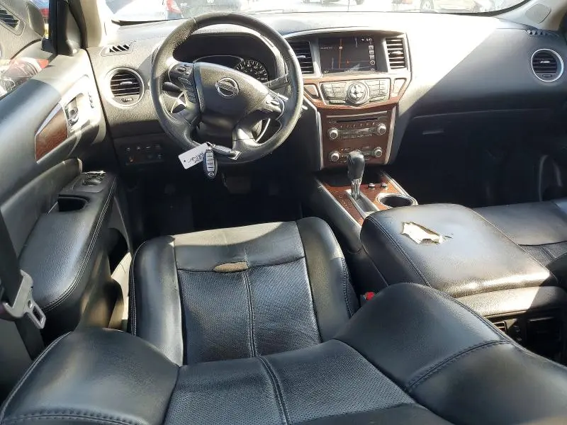 2017 NISSAN PATHFINDER PLATINUM  