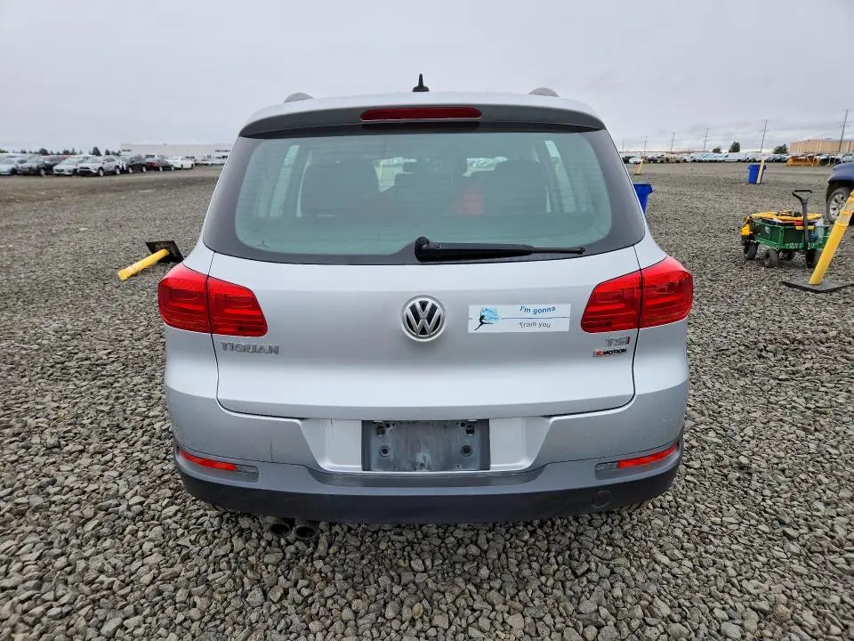 2017 VOLKSWAGEN TIGUAN S  