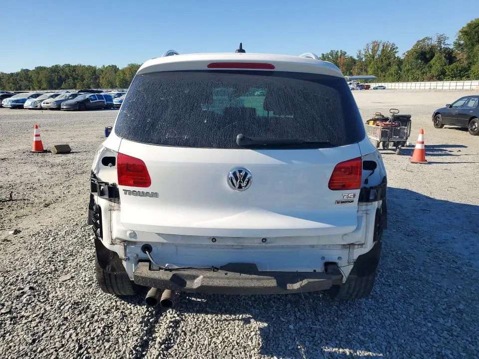 2017 VOLKSWAGEN TIGUAN WOLFSBURG  