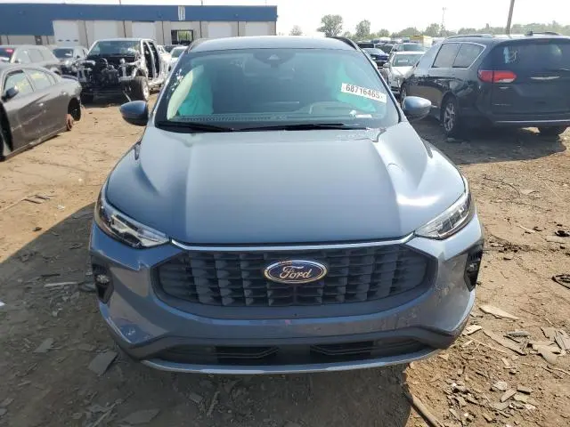 2025 FORD ESCAPE   