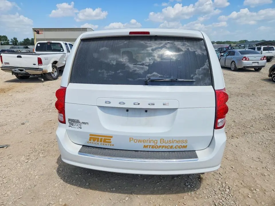 2016 DODGE CARAVAN SE  