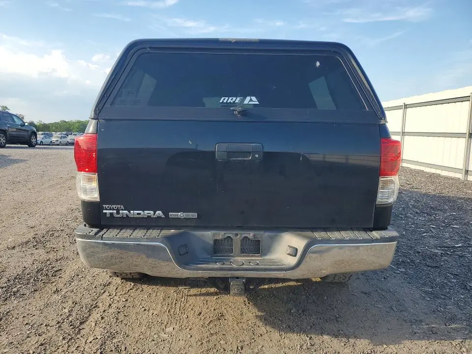 2010 TOYOTA TUNDRA CREWMAX SR5  