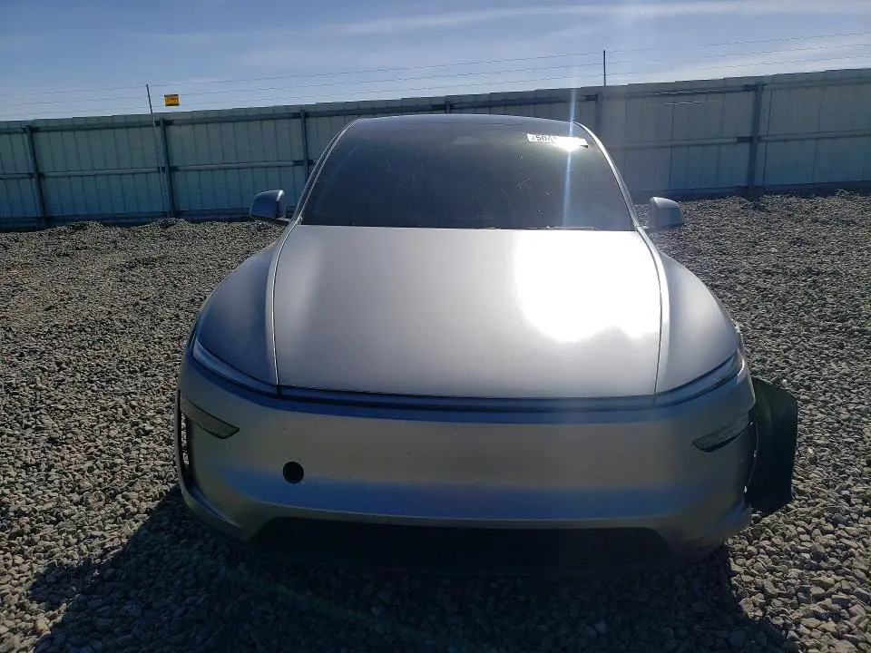 2026 TESLA MODEL Y   