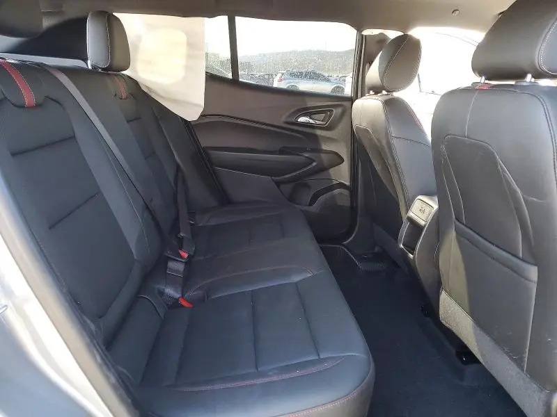 2025 CHEVROLET TRAX 2RS  