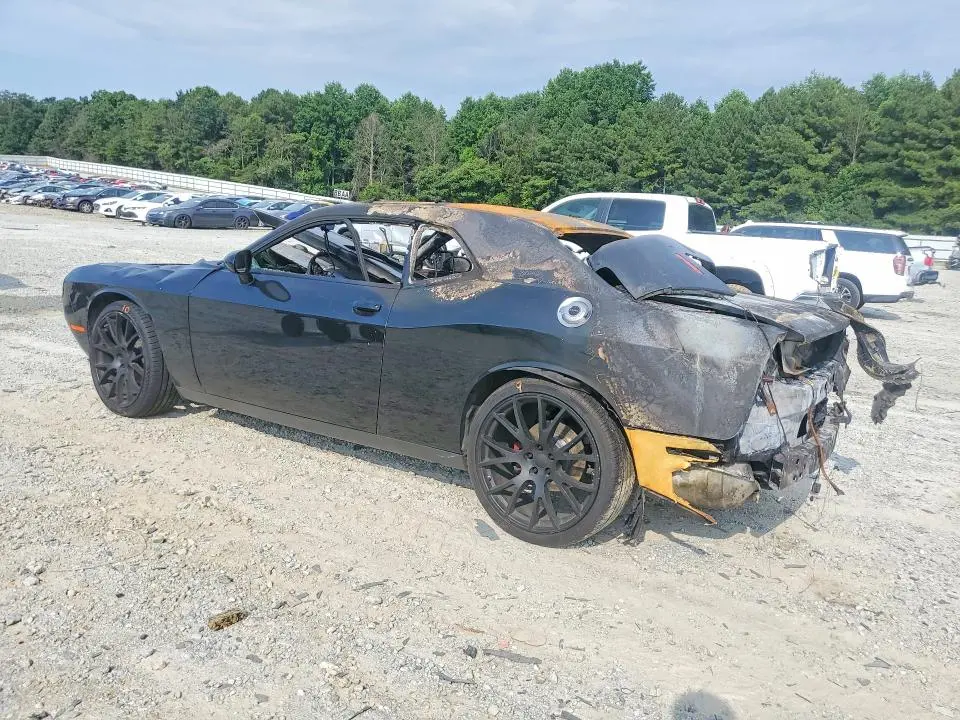 2022 DODGE CHALLENGER SXT  