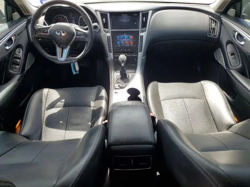 2022 INFINITI Q50 LUXE  