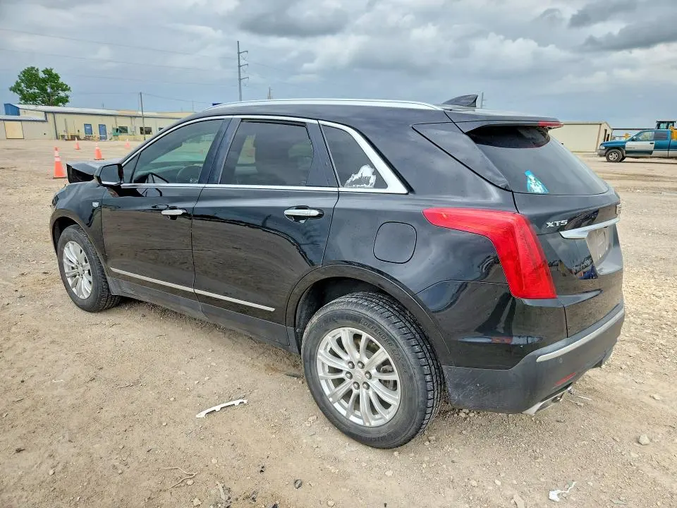 2017 CADILLAC XT5   