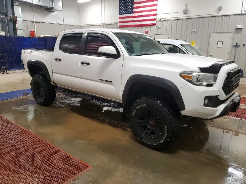 2017 TOYOTA TACOMA DOUBLE CAB  