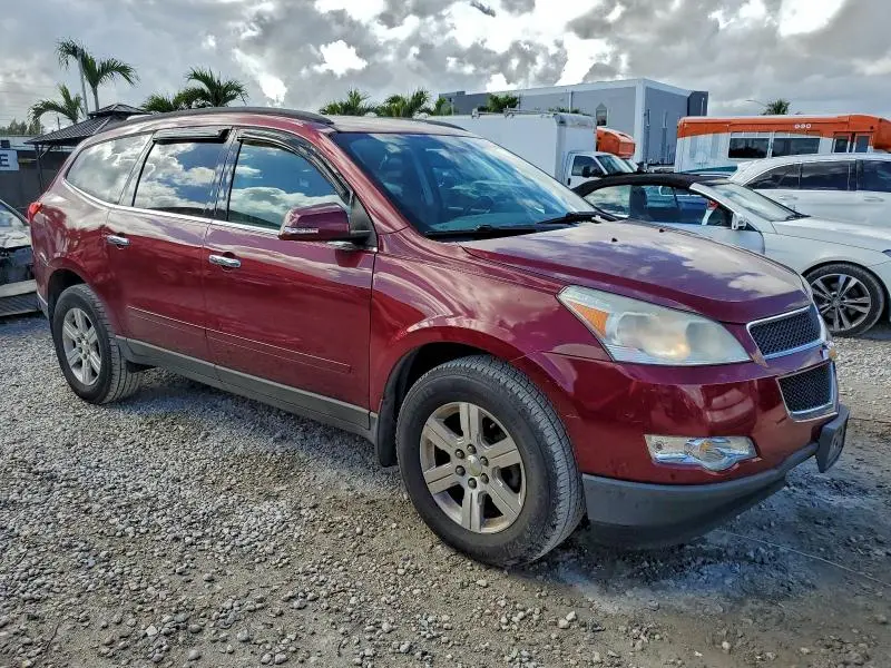 2011 CHEVROLET TRAVERSE LT  