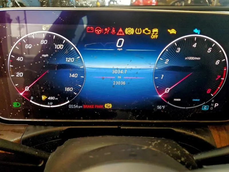 2024 MERCEDES-BENZ C 300  