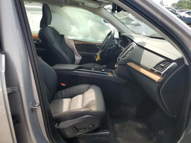 2024 VOLVO XC90 PLUS  