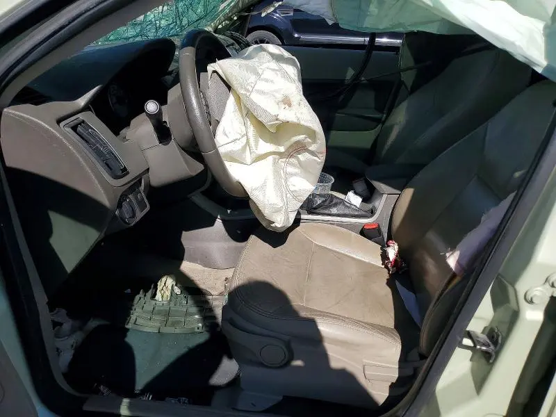2010 FORD FOCUS SEL  