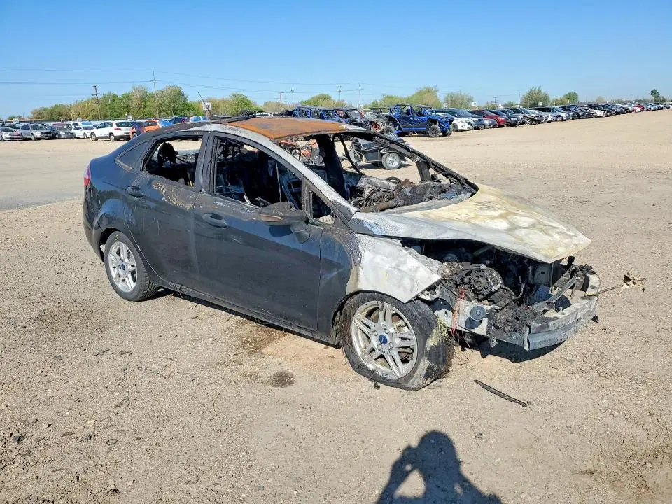 2019 FORD FIESTA SE  