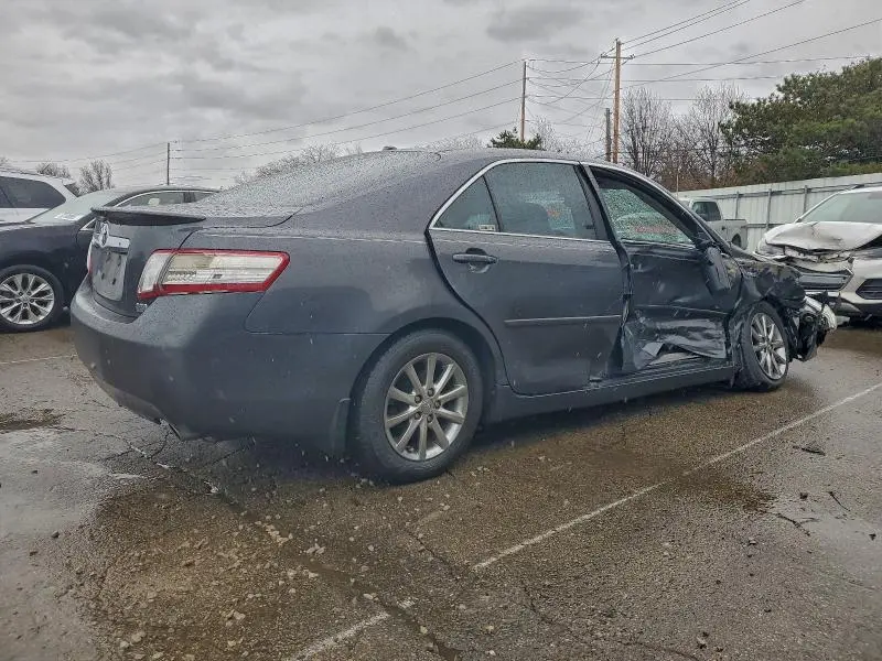 2011 TOYOTA CAMRY HYBRID  