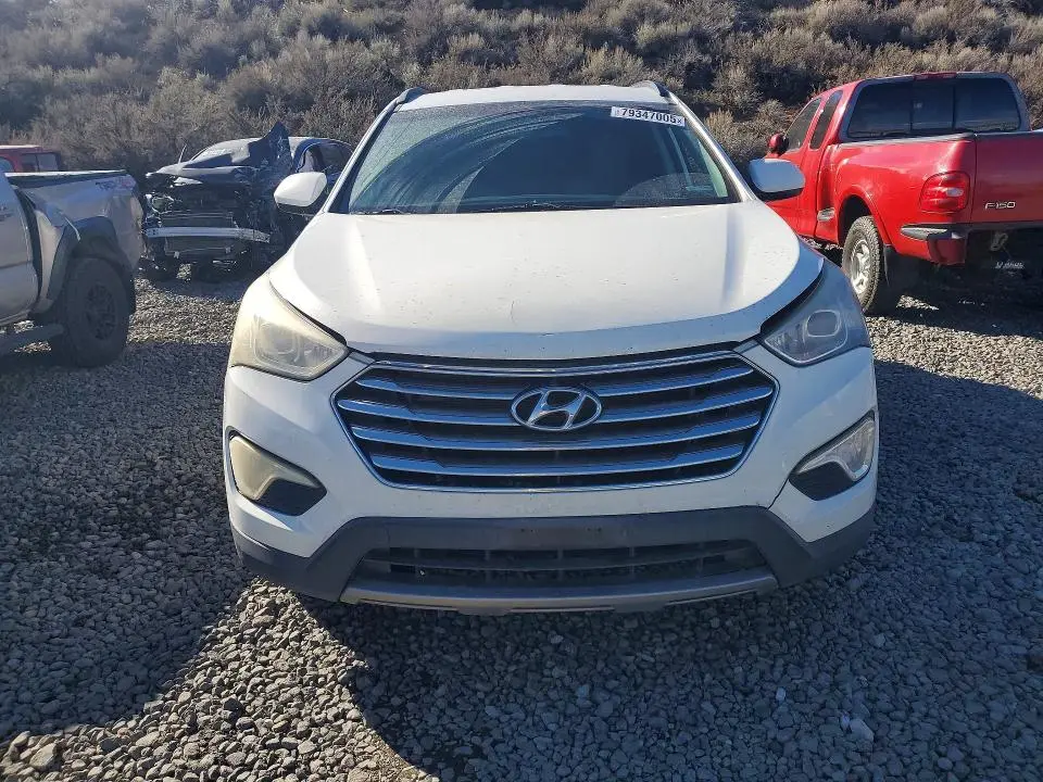 2016 HYUNDAI SANTA FE SE  