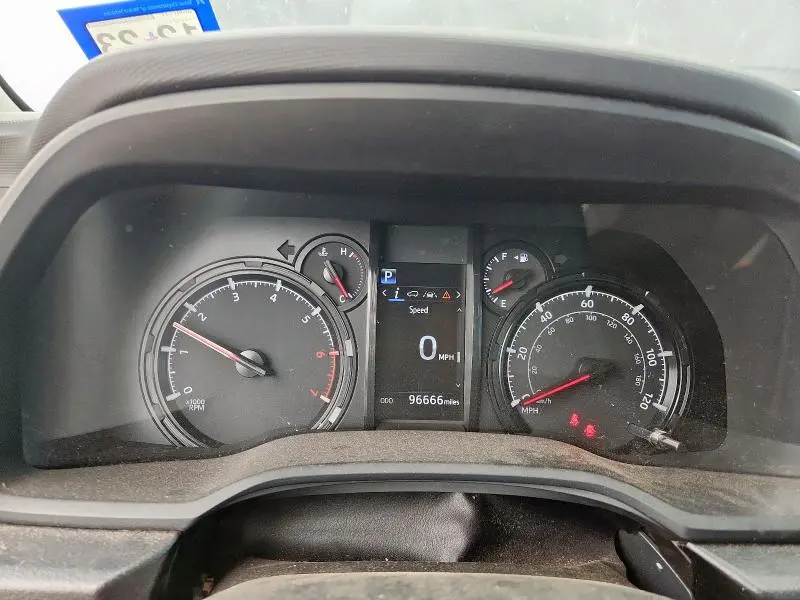 2020 TOYOTA 4RUNNER SR5/SR5 PREMIUM  