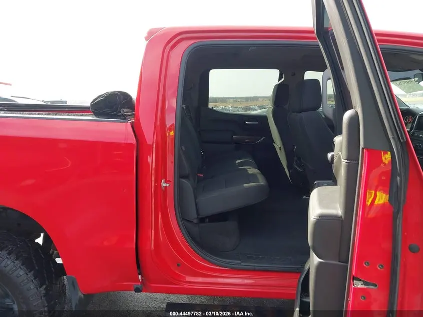 2021 CHEVROLET SILVERADO 1500 4WD  SHORT BED LT TRAIL BOSS
