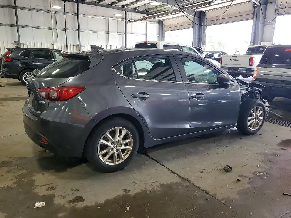 2016 MAZDA 3 TOURING  
