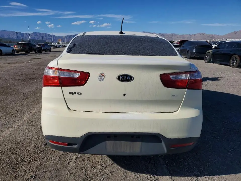 2013 KIA RIO LX  