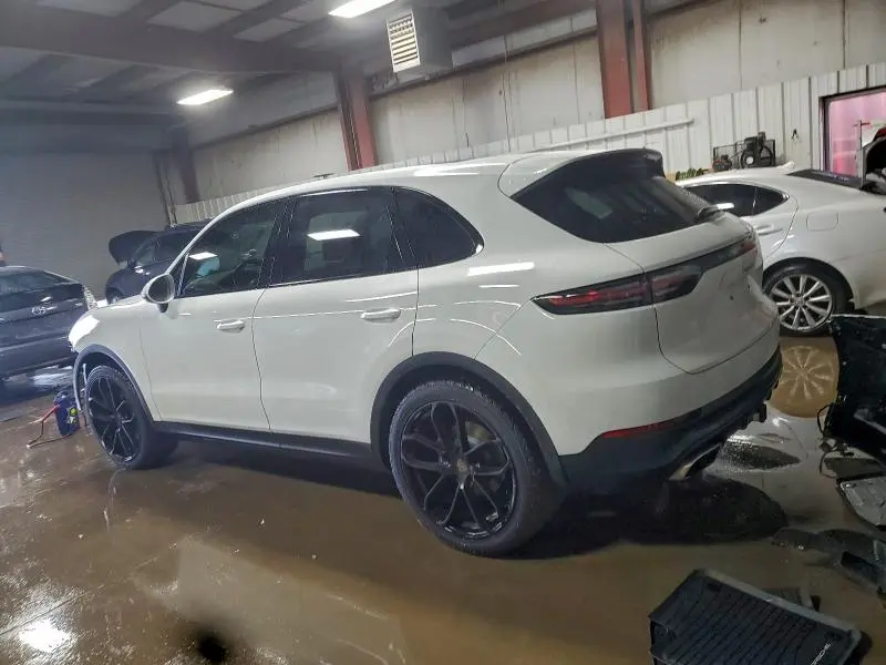 2021 PORSCHE CAYENNE   