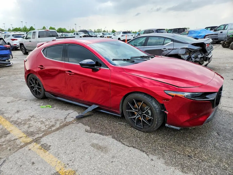 2020 MAZDA 3 PREMIUM  