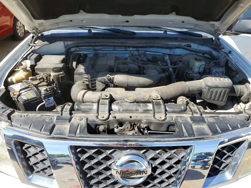 2015 NISSAN FRONTIER S  