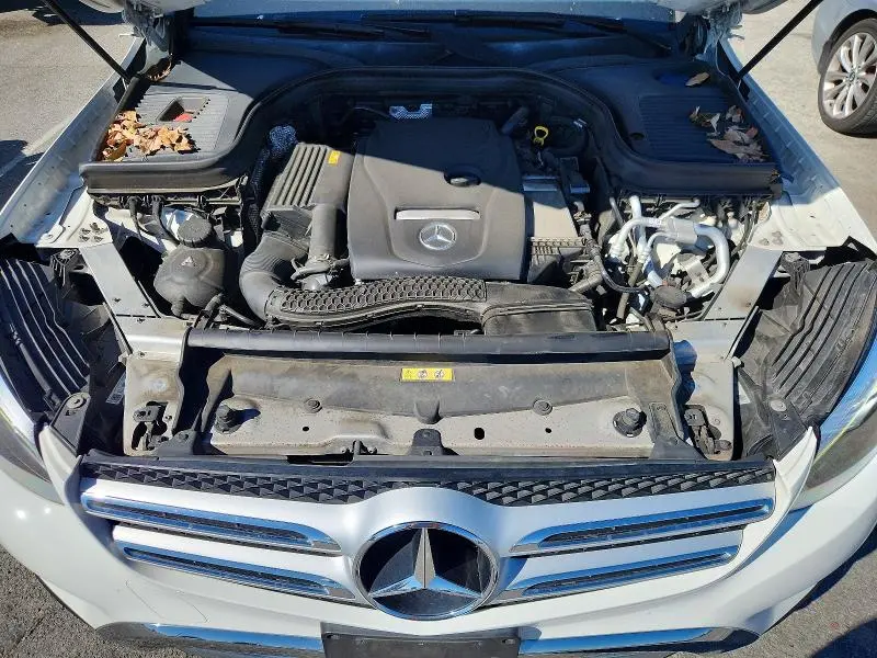 2019 MERCEDES-BENZ GLC 300  