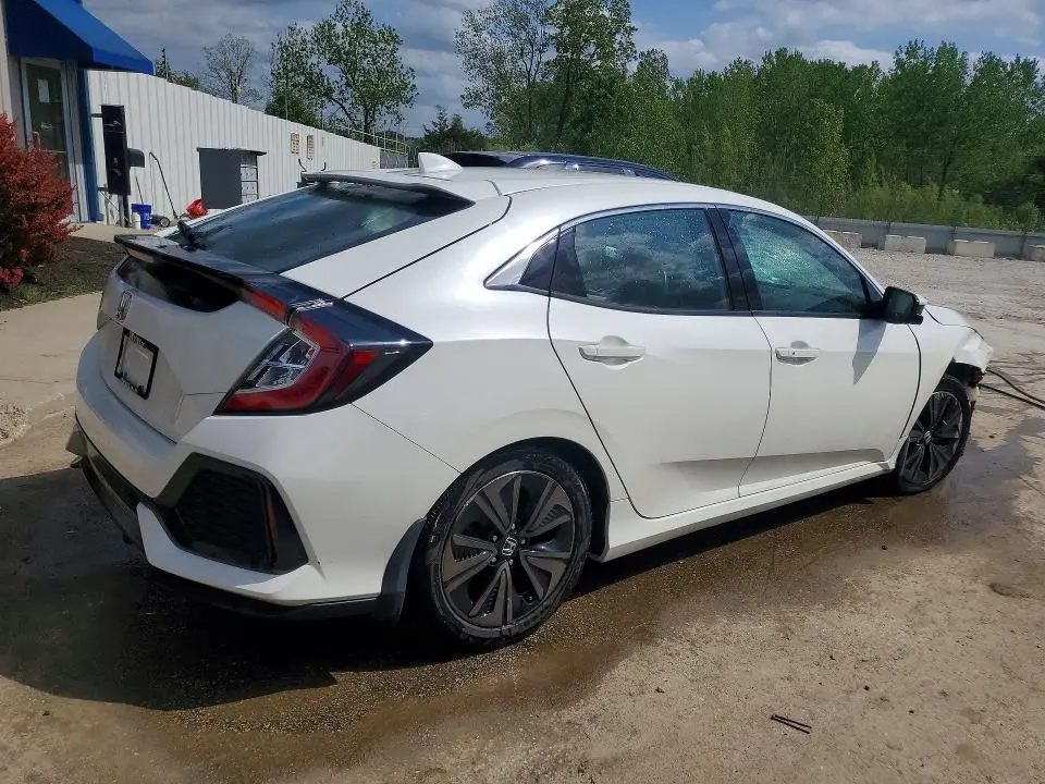2017 HONDA CIVIC EX  