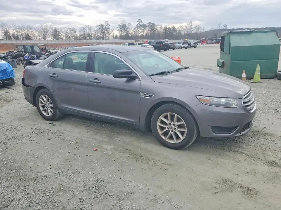 2014 FORD TAURUS SE  